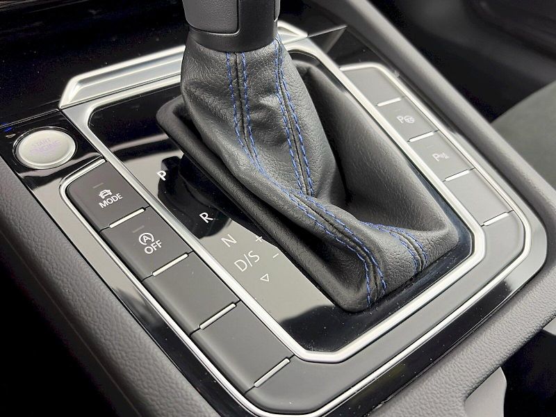 Volkswagen Arteon (2024) R 2.0 TSI 235kW 4Motion DSG - fotka 25 z 38