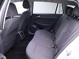 Volkswagen Golf 1,5 TSI 110kW DSG CZ 1.Maj DPH - náhled 15