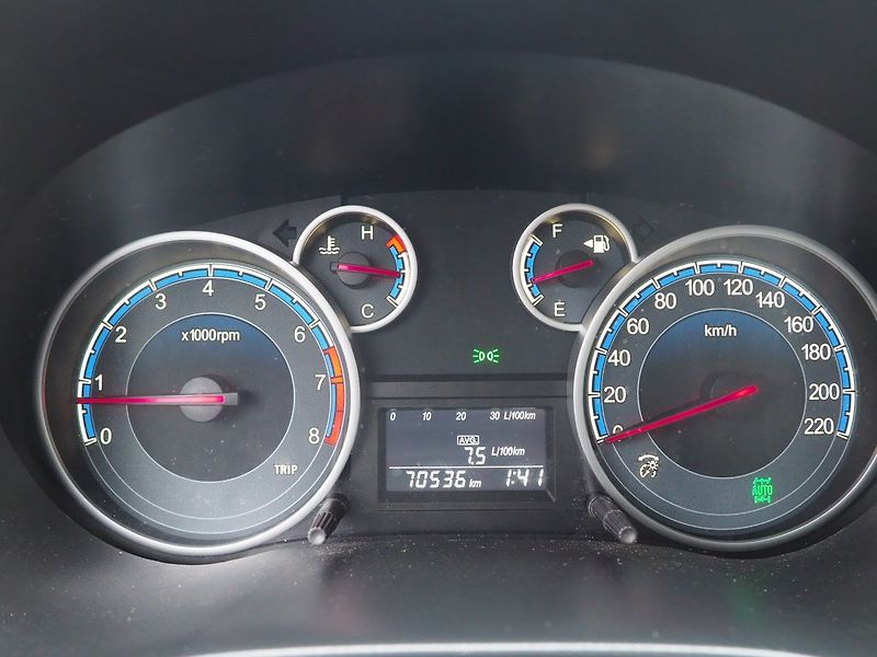 Suzuki SX4 (2013) 1.6 VVT 4x4, AC, 1.Maj CZ - fotka 23 z 32