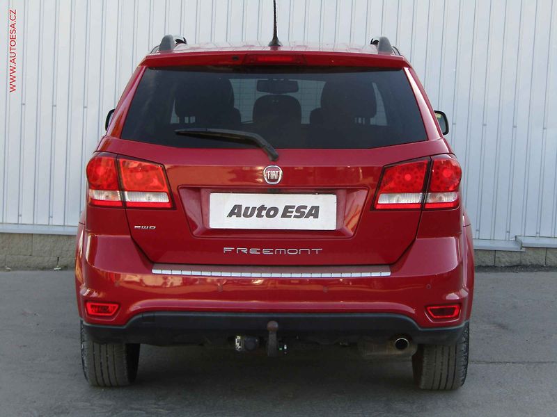 Fiat Freemont (2015) 2.0 JTD 4x4, 7míst, AT, TZ - fotka 5 z 22