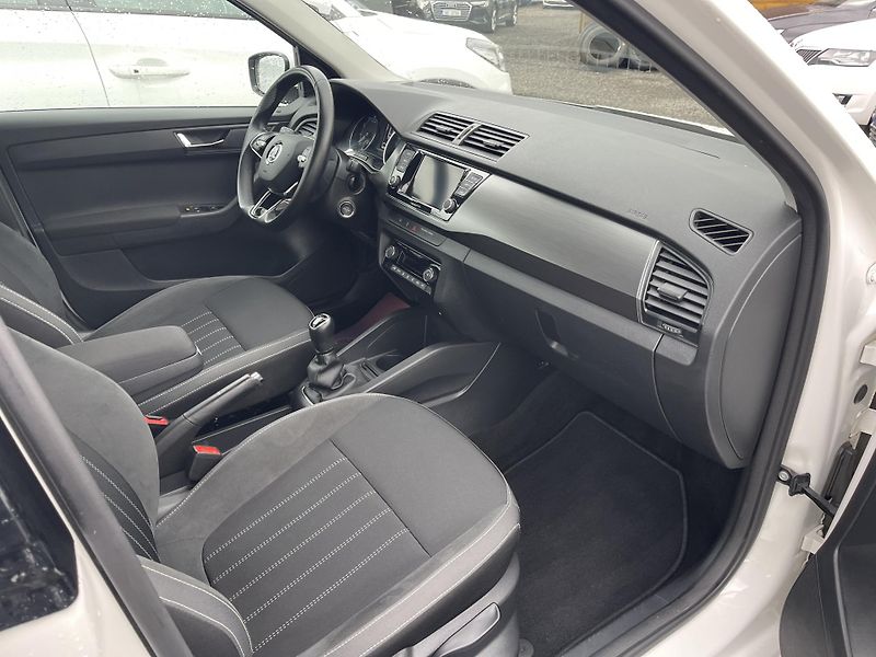 Škoda Fabia 1.0 TSi STYLE NEHAVAR-DPH-ČR ! - fotka 19 z 41