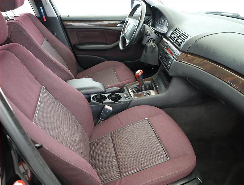 BMW Řada 3 (2002) 316 i, nová STK, jezdí výborně - fotka 7 z 15