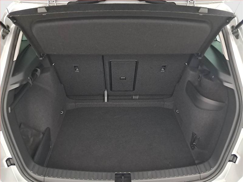 Škoda Karoq (2022) Ambition 1.0 TSI - fotka 14 z 18