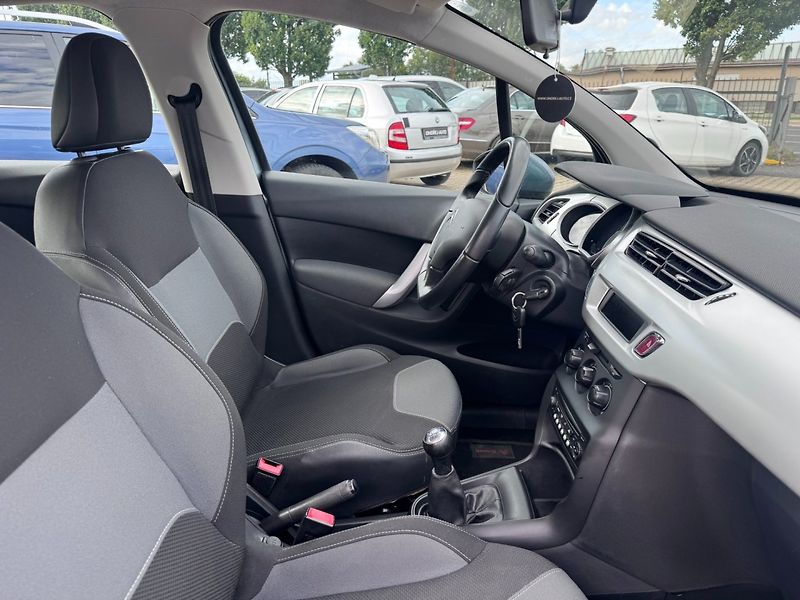 Citroën C3 (2012) 1,4i 70 KW KOLEMETRY 2. MAJ - fotka 35 z 42