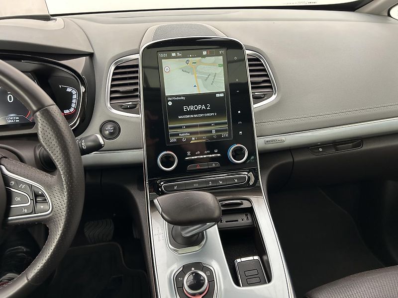 Renault Espace 1.6 dCi INITIALE PARIS - fotka 18 z 30