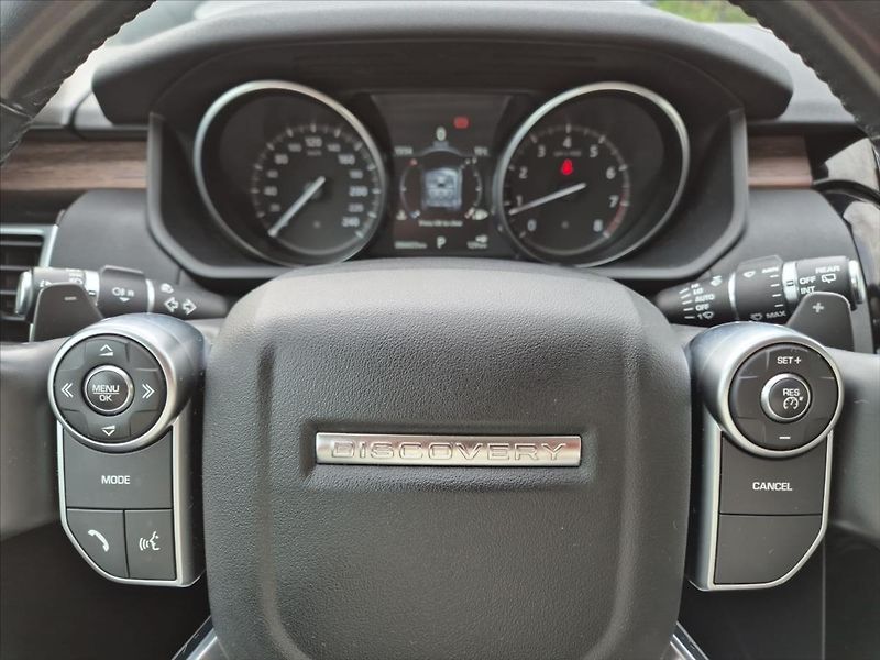 Land Rover Discovery 3,0 Si6 SE  5 - fotka 19 z 19