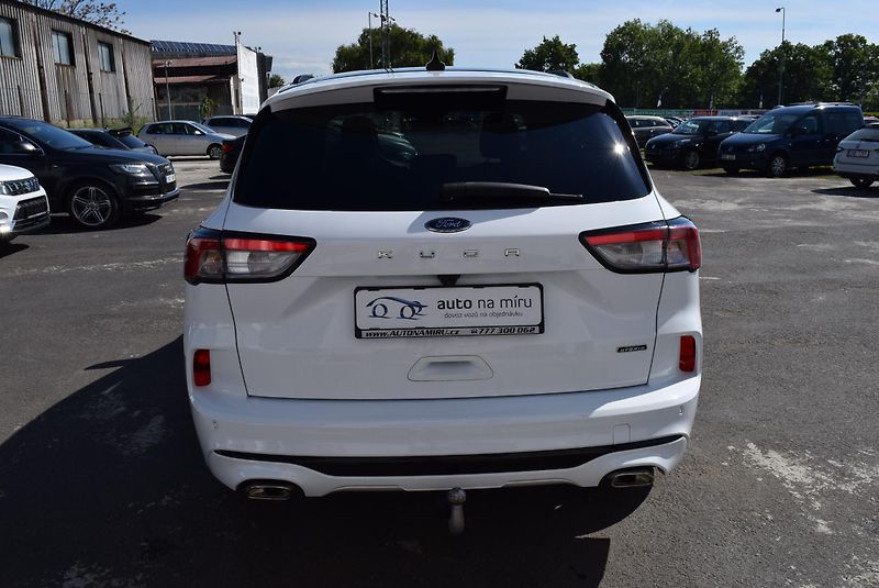 Ford Kuga (2022) 2.5 DURATEC PHEV 112kw e-CVT - fotka 9 z 50