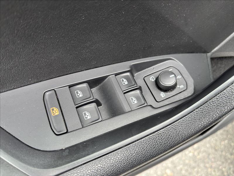 Škoda Kodiaq 2,0 TDI 110 kW Ambition DSG - fotka 23 z 42