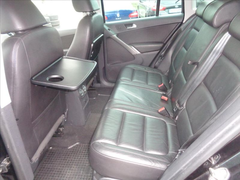 Volkswagen Tiguan 2,0 TDI - fotka 13 z 22