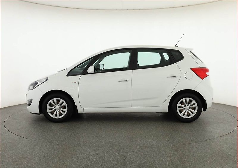 Hyundai ix20 (2016) 1.4 CVVT, Serv.kniha - fotka 3 z 13
