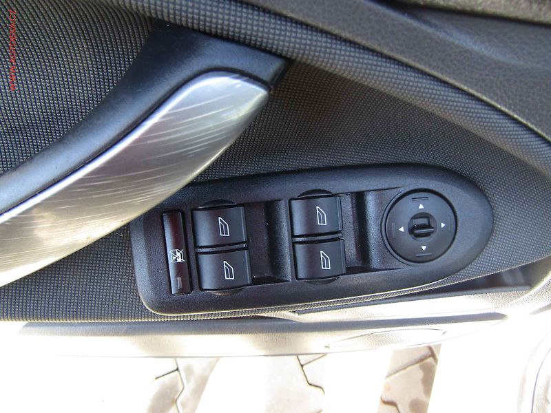 Ford C-MAX (2007) 1.8 16V, Klima - fotka 11 z 17