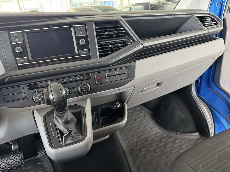 Volkswagen Caravelle 2,0TDI DSG*LONG*REZERVACE! - fotka 20 z 34