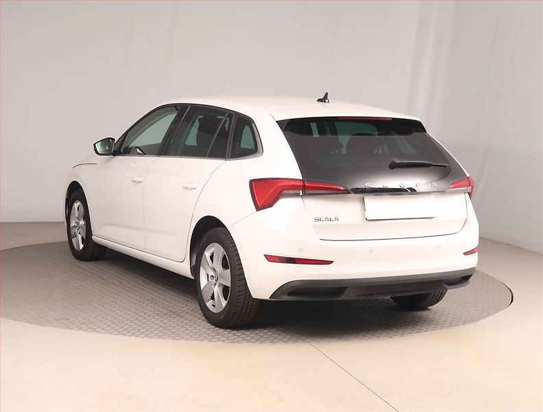Škoda Scala (2023) 1.0 TSI, ČR,1.maj, Tempomat - fotka 4 z 17