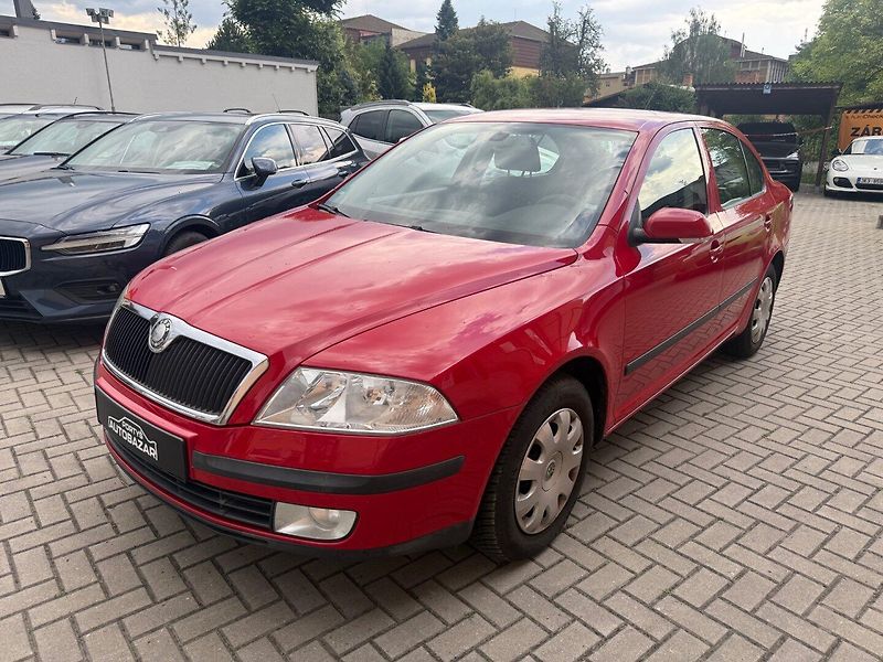 Škoda Octavia (2007) 1.6 MPI - fotka 1 z 14
