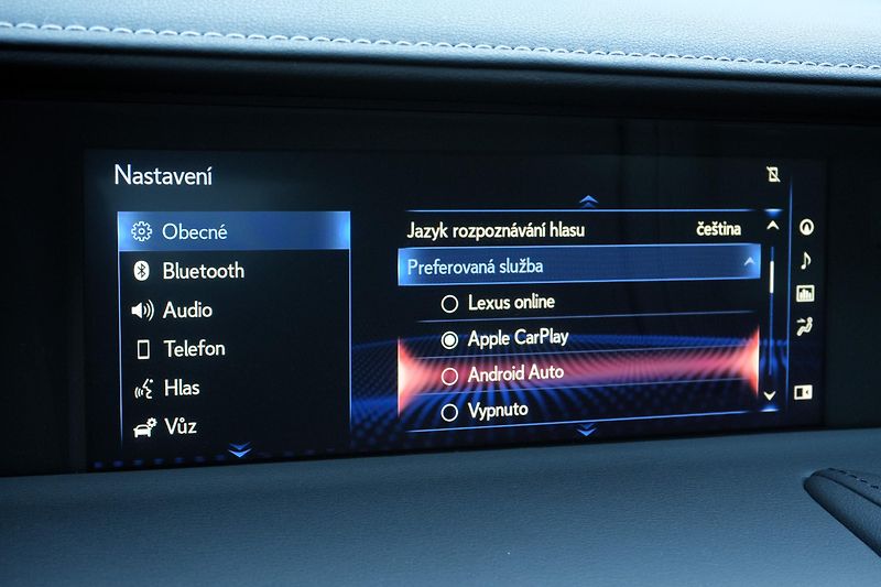 Lexus LC 500h 3.5L V6, Kamera, HUD,Ventilace - fotka 22 z 31