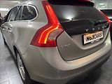 Volvo V60 2,0   T5 177KW SUMMUM XENON - náhled 29