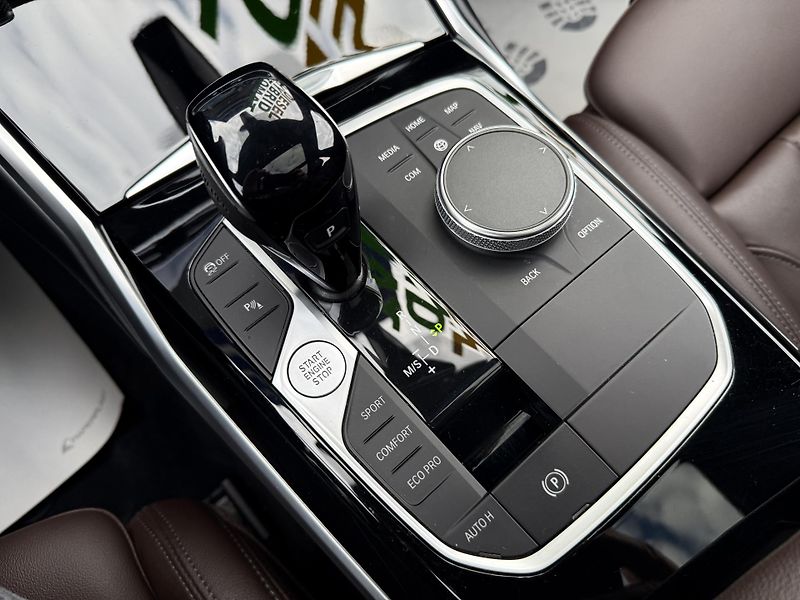 BMW Řada 3 318d Advantage Steptronic - fotka 43 z 47