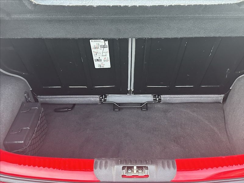 Volkswagen Fox 1,2 HTP 54PS  Refresh - fotka 33 z 42