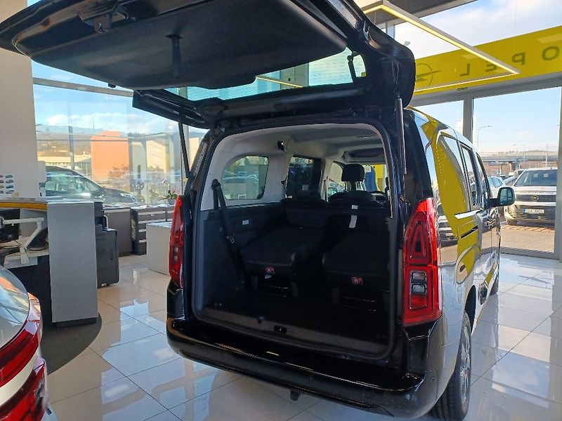 Opel Combo Elegance Plus XL 1,5CDTi MT6 - fotka 10 z 30