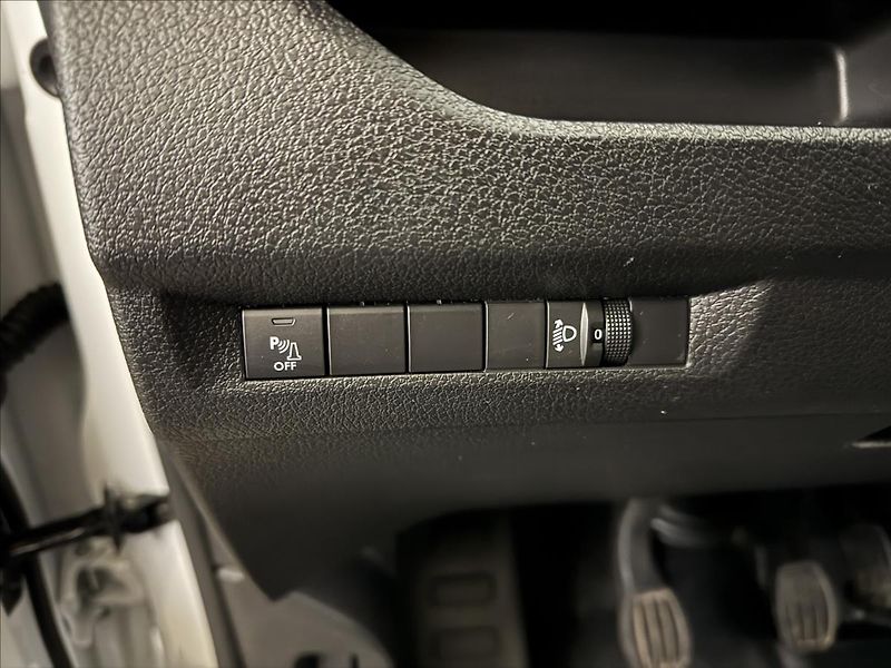 Peugeot Expert 2,0 HDi L2 DPH 6MÍST POLOCOMBI - fotka 8 z 30