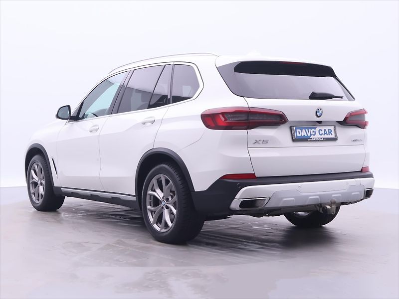 BMW X5 3,0 210kW XDrive30d CZ DPH - fotka 5 z 42