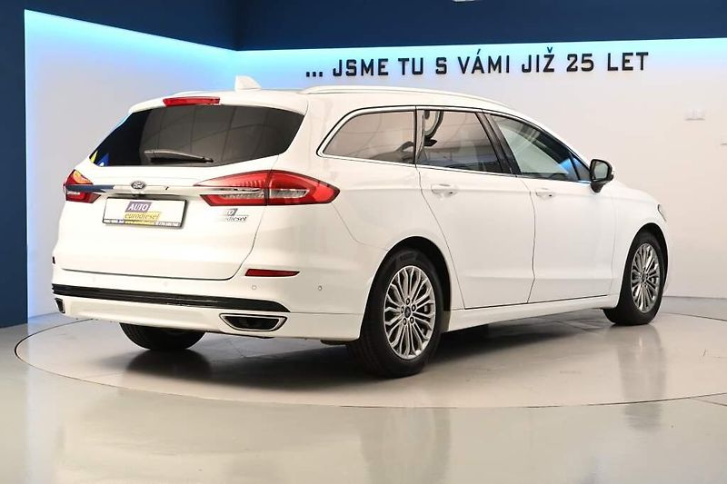 Ford Mondeo (2020) 2.0 140 KW LED ACC SONY 8AT EC - fotka 5 z 37