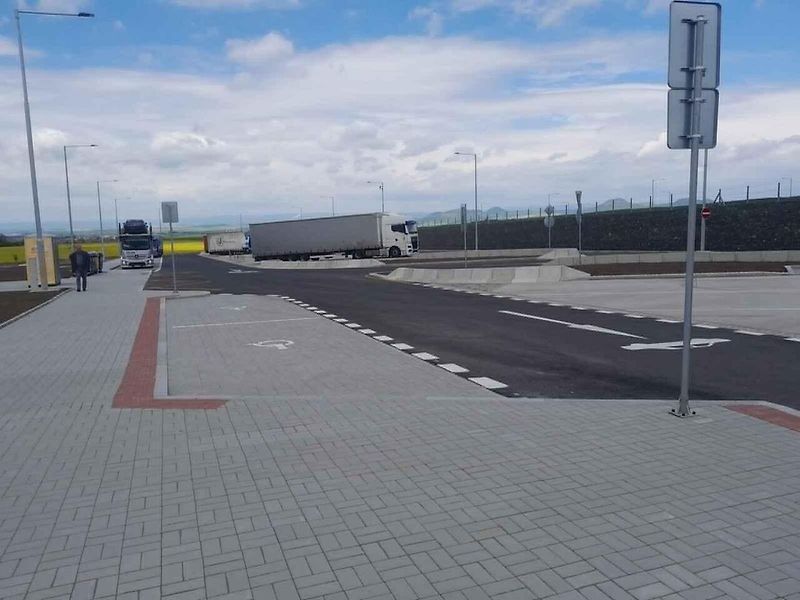 ŘSD otevřelo u Smolnice na Lounsku novou odpočívku u dálnice D7.