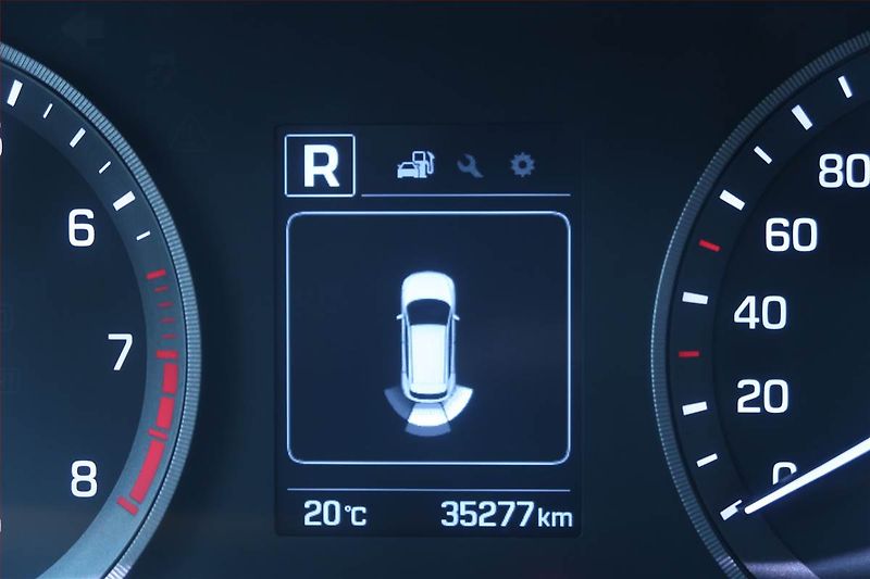 Hyundai Tucson (2017) 1.6 GDI, Tempomat - fotka 13 z 22