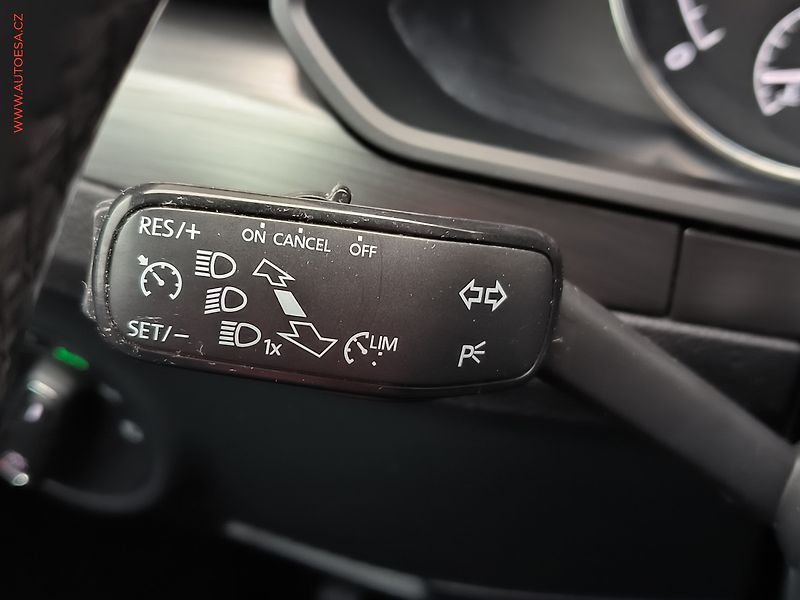 Škoda Superb (2017) 2.0 TDi 4x4, Style, DSG - fotka 22 z 25