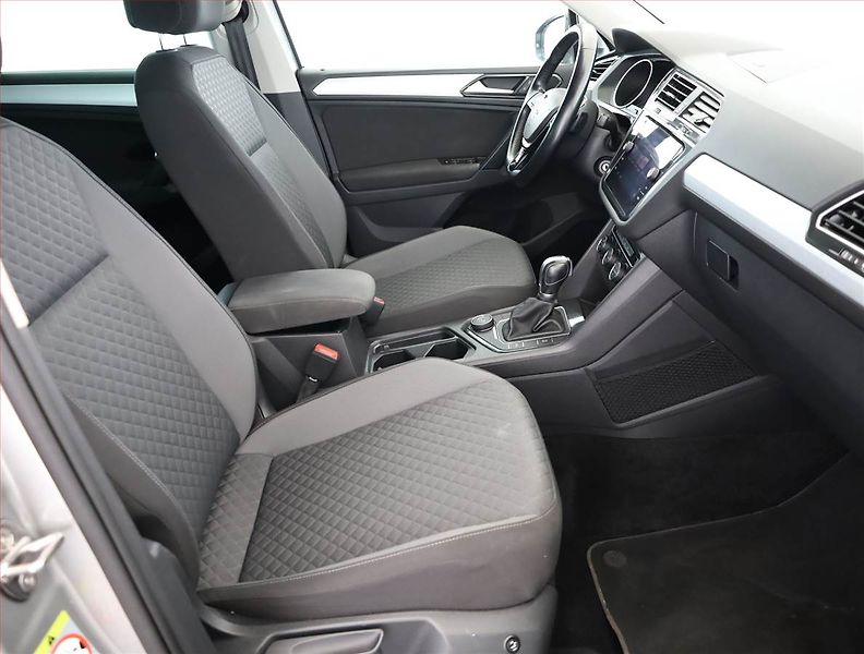 Volkswagen Tiguan (2018) Comfortline 2.0 TDI - fotka 7 z 17
