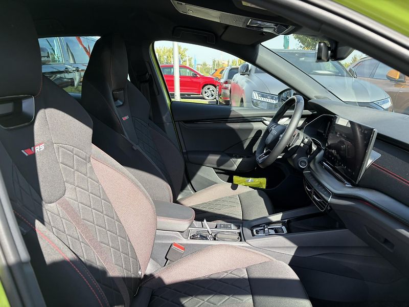 Škoda Octavia RS TSi 195/2.0 A7F - fotka 13 z 22