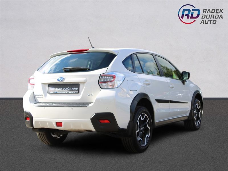 Subaru XV 2,0 i  ČR,1.MAJITEL,4x4 - fotka 5 z 25
