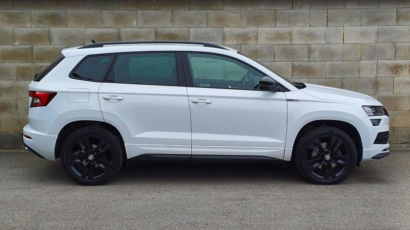 Škoda Karoq 2.0 TDI 110kW DSG 4x4 WEBASTO - fotka 4 z 50