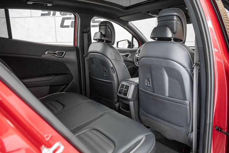 Kia Sportage 1.6T-GDi HEV 4x4*GT*ZÁRUKA*ČR - fotka 14 z 51