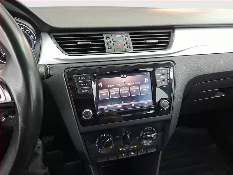Škoda Rapid (2019) 1.0 TSI, Tempomat - fotka 12 z 13