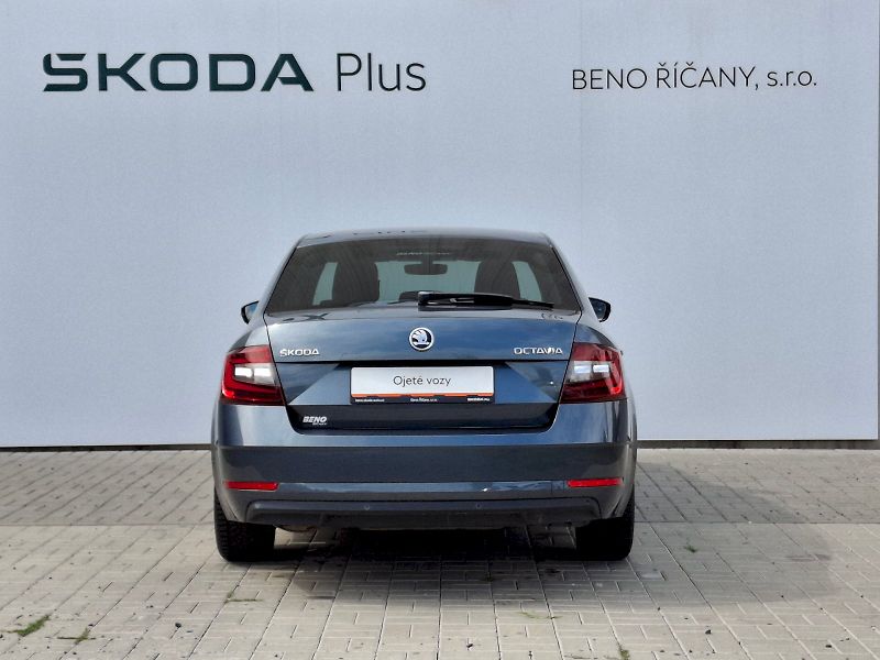 Škoda Octavia (2019) Style DSG 2,0TDi 110kW - fotka 12 z 31