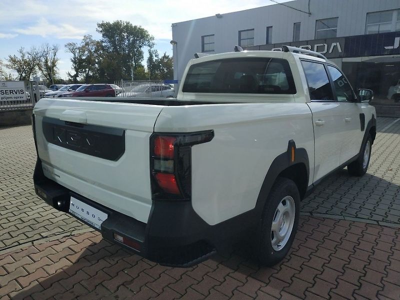 KGM Musso Grand 2.2XDI, STYLE+ 4WD, MT, SKLADE - fotka 5 z 26