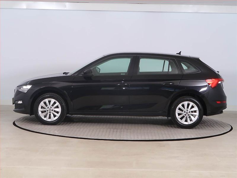 Škoda Scala (2024) Fresh 1.5 TSI, ČR,1.maj - fotka 3 z 24