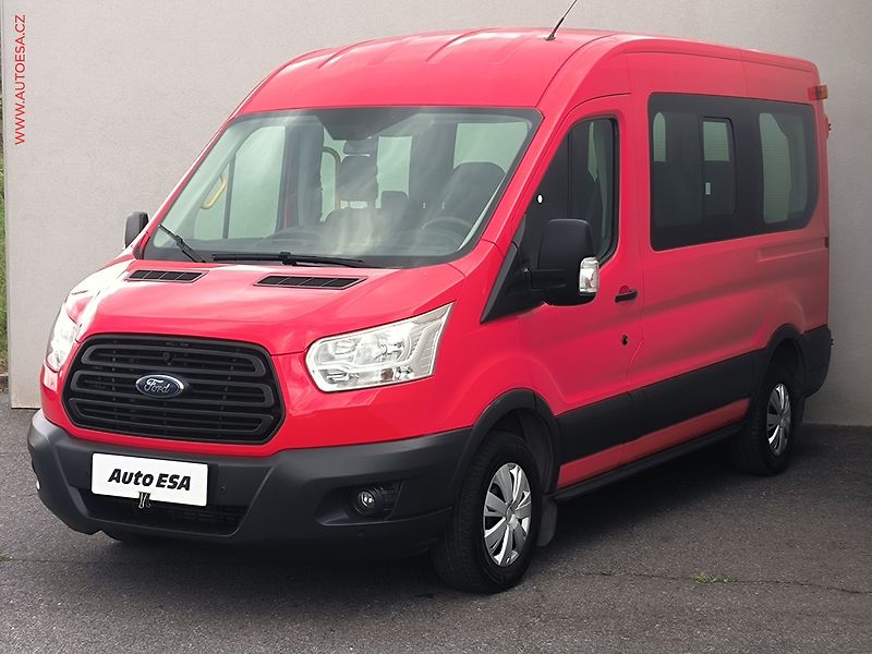 Ford Transit (2016) 2.2TDCi L2H2 9míst, AC - fotka 3 z 19