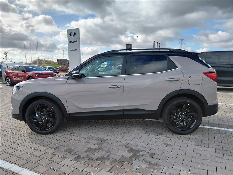 KGM Korando 1,5 Smart 120kW - fotka 2 z 17