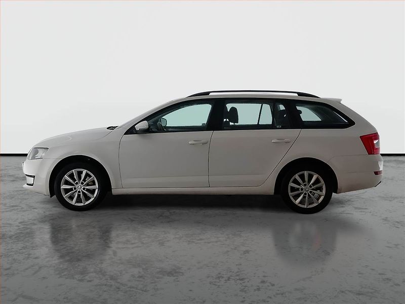 Škoda Octavia (2013) Ambition 2.0 TDI, Serv.kniha - fotka 3 z 16