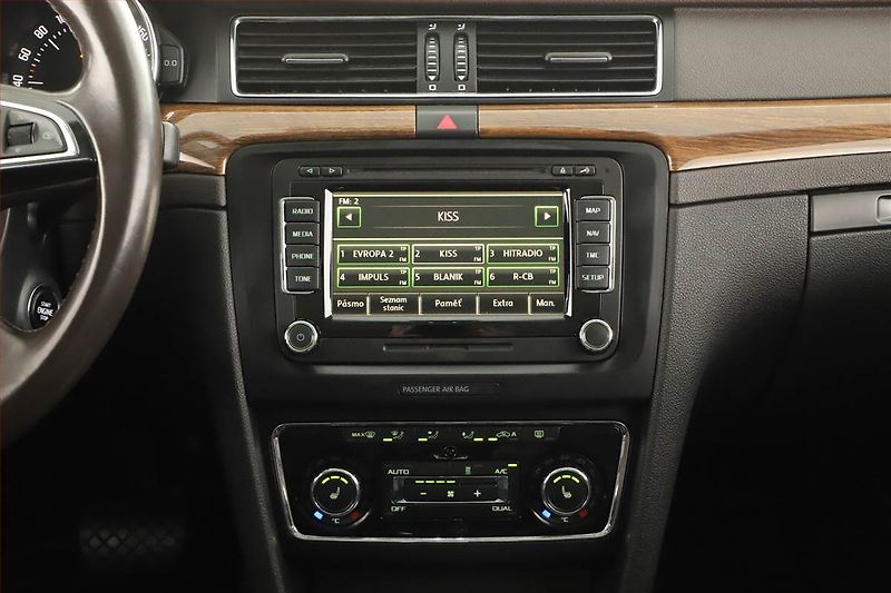Škoda Superb (2013) Laurin&Klement 2.0 TDI, 4X4 - fotka 10 z 20