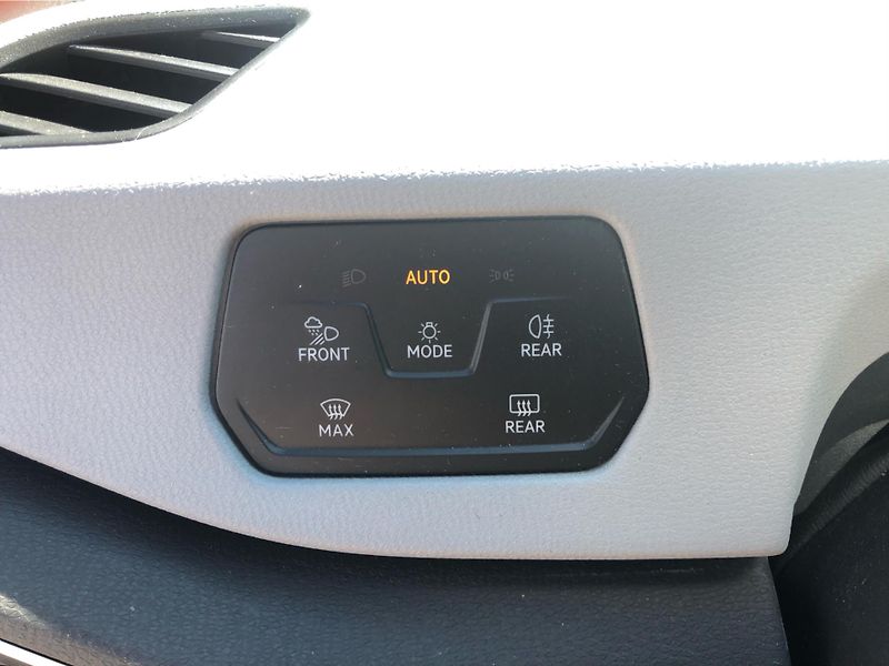 Volkswagen ID.3 Pro 150kW 58kWh SoH: 87 % - fotka 16 z 27