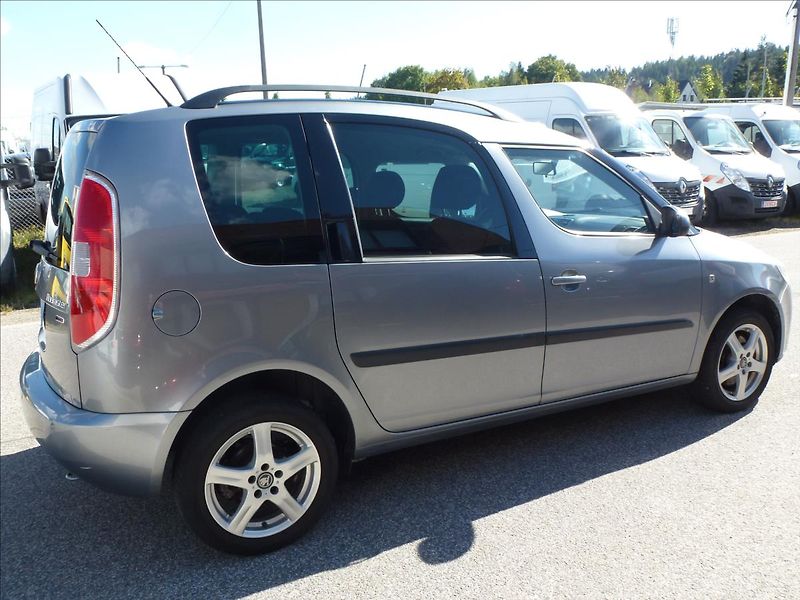 Škoda Roomster 1,9 TDI -  BEZ KOROZE !!!!!!! - fotka 8 z 54