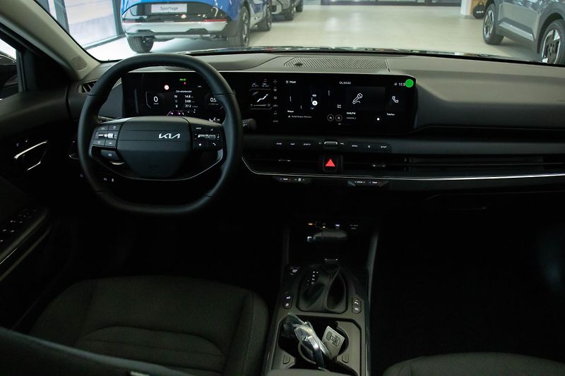 Kia K4 1,6 T-GDi GPF 7DCT EXCLUSIVE - fotka 8 z 15