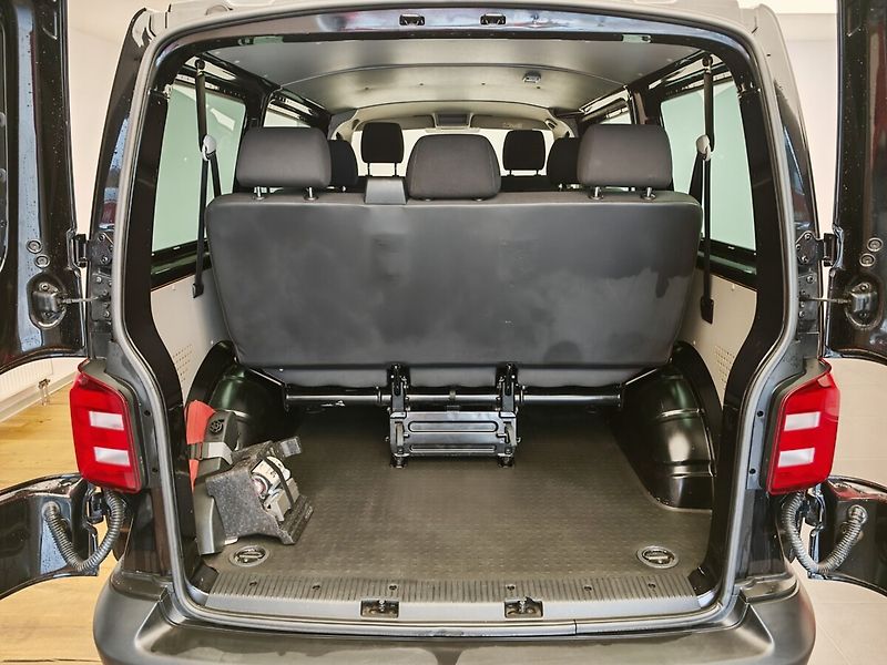 Volkswagen Transporter 2,0Tdi Man , 8míst - fotka 8 z 28