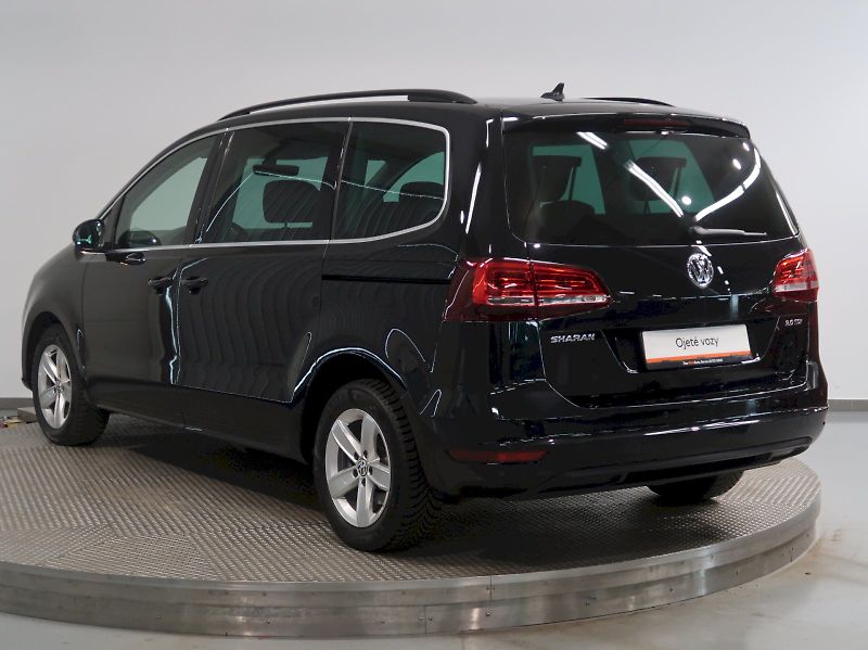 Volkswagen Sharan (2016) HIGHLINE 2.0TDI 110KW DSG 7MÍS - fotka 7 z 36