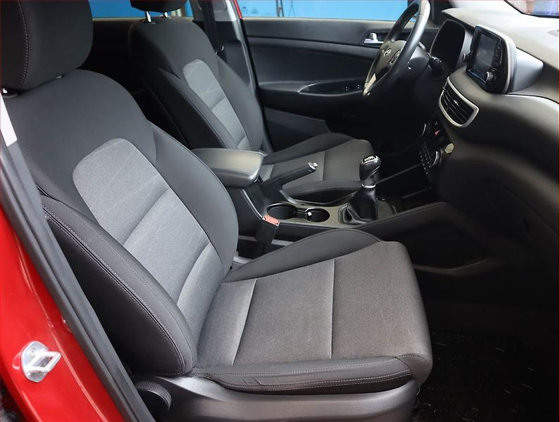 Hyundai Tucson (2019) 1.6 GDI, Serv.kniha, Tempomat - fotka 9 z 19