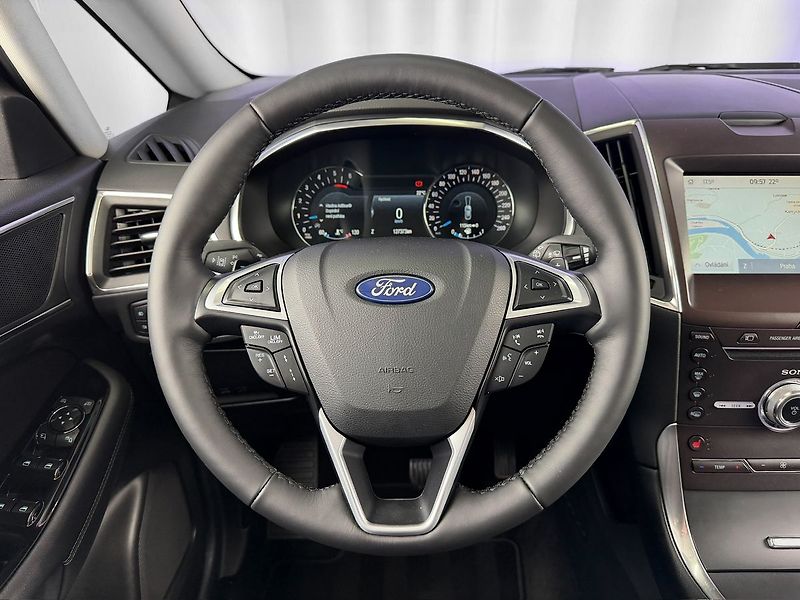 Ford S-MAX 2.0 TDCi 140KW AWD TITANIUM - fotka 13 z 28