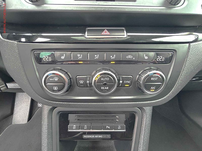 Seat Alhambra (2012) 2.0 TDi, Style, autoAC - fotka 14 z 18